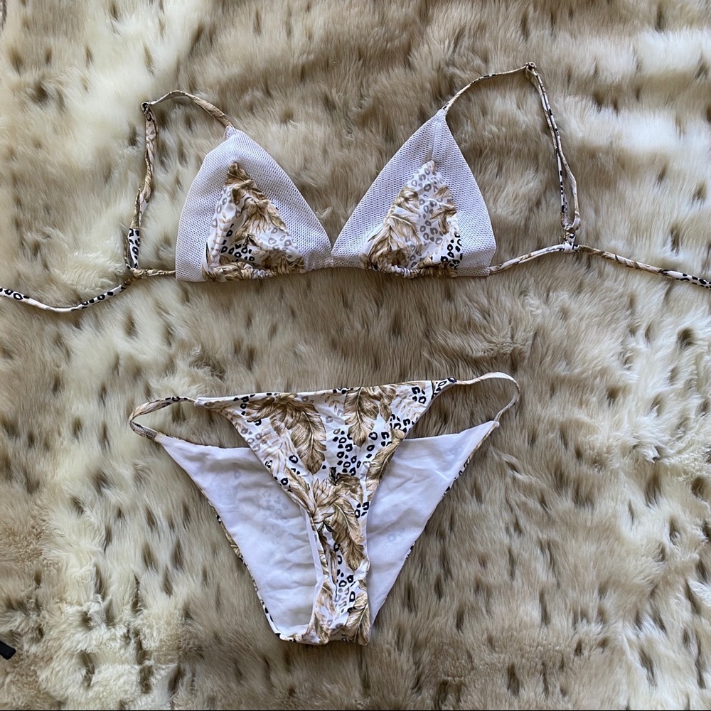 Zulu and Zephyr Bikini